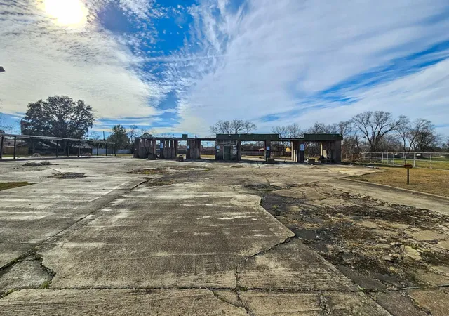 Photo 1 of Land for sale at 11408 Martin Luther King Jr Blvd, Houston, TX 77048 | MLS# 76750955 | Listing updated on 2026-01-28