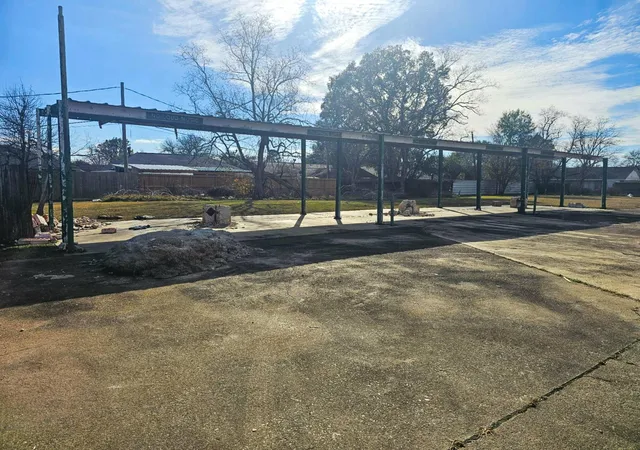 Photo 4 of Land for sale at 11408 Martin Luther King Jr Blvd, Houston, TX 77048 | MLS# 76750955 | Listing updated on 2026-01-28