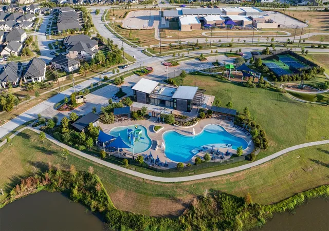 5th image of 5903 Gentle Blossom, Fulshear, TX 77441 | MLS# 24885864