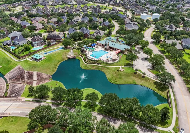 Photo 3 of Single family home for sale at 5703 Silas Creek Ct, Sugar Land, TX 77479 | MLS# 12405999 | Listing updated on 2026-10-06