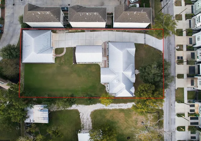 Photo 4 of Single family home for sale at 941 Judiway St, Houston, TX 77018 | MLS# 13315636 | Listing updated on 2026-09-19