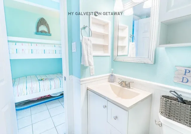 Photo 3 of Condo for sale at 6300 Seawall Blvd #9214, Galveston, TX 77551 | MLS# 71643658 | Listing updated on 2026-07-30