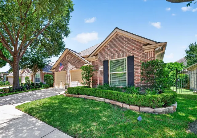 2nd image of 1223 Parkhaven Ln, Houston, TX 77077 | MLS# 71739418