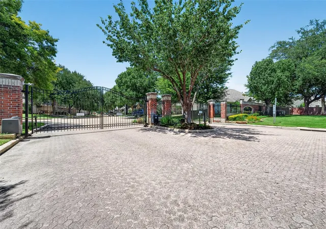 37th image of 1223 Parkhaven Ln, Houston, TX 77077 | MLS# 71739418