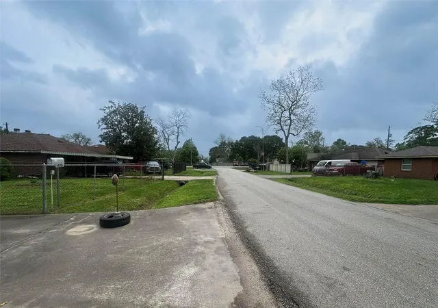 26th image of 513 Sunnyside St, Houston, TX 77076 | MLS# 94468631