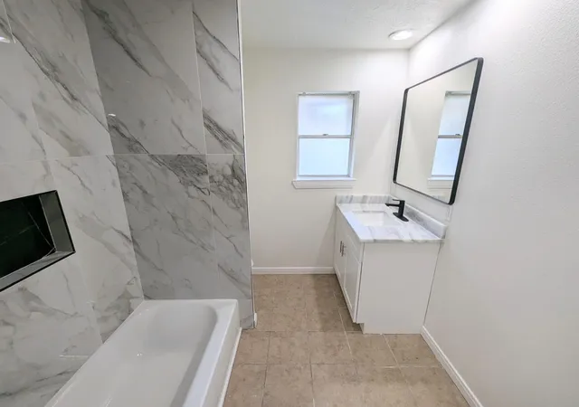Photo 27 of Single family home for sale at 809 Glen Holw Dr, Conroe, TX 77385 | MLS# 57997523 | Listing updated on 2026-08-25
