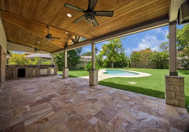2nd image of 5627 Bough Ct, Houston, TX 77092 | MLS# 16319982