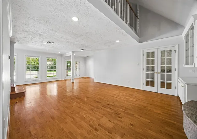 3rd image of 5627 Bough Ct, Houston, TX 77092 | MLS# 16319982