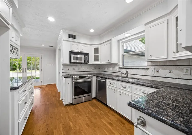 4th image of 5627 Bough Ct, Houston, TX 77092 | MLS# 16319982