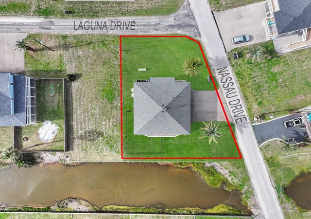 Photo 4 of Single family home for sale at 2946 Laguna Dr, Port Bolivar, TX 77650 | MLS# 94860979 | Listing updated on 2026-08-31