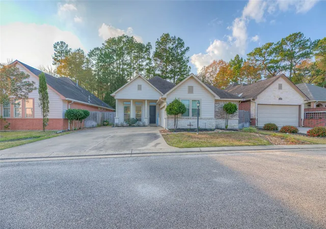 1st image of 106 Sunshine Ln, Livingston, TX 77351 | MLS# 13923277