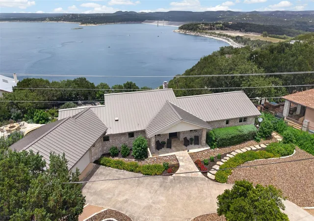 Photo 1 of Sale Pending at 955 Skyline Dr, Canyon Lake, TX 78133 | MLS# 22739029 | Listing updated on 2026-09-07