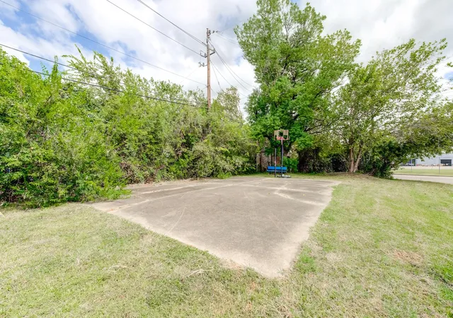 Photo 4 of Land for sale at 0 Schury Ln, Houston, TX 77017 | MLS# 20102059 | Listing updated on 2026-06-18