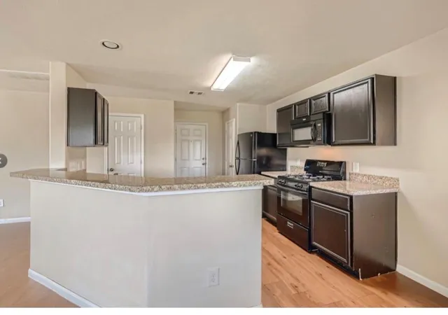 Photo 3 of Single family home for sale at 1111 Watson Xing Way, Houston, TX 77067 | MLS# 40433289 | Listing updated on 2026-02-19
