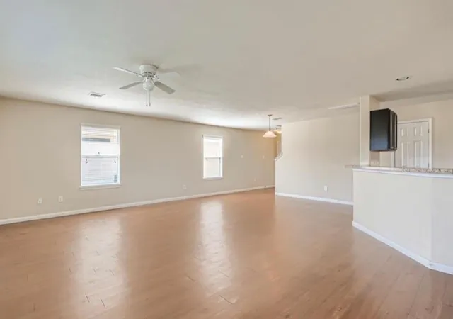 Photo 4 of Single family home for sale at 1111 Watson Xing Way, Houston, TX 77067 | MLS# 40433289 | Listing updated on 2026-02-19