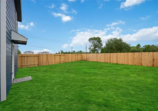 Homes for sale in Houston, TX | 11704 Watermelon St, Houston, TX 77048 | MLS# 10183248