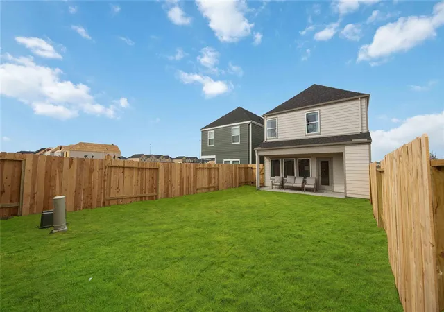 32nd image of 7831 Stone Orchard Dr, Houston, TX 77040 | MLS# 60500803