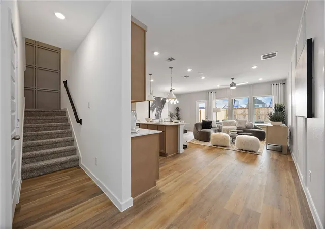 3rd image of 7831 Stone Orchard Dr, Houston, TX 77040 | MLS# 60500803