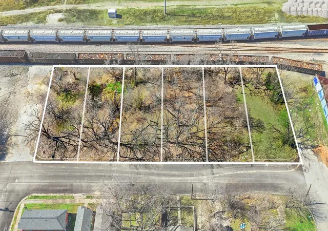 Photo 3 of Land for sale at 2203 Semmes St, Houston, TX 77026 | MLS# 69936068 | Listing updated on 2026-09-17