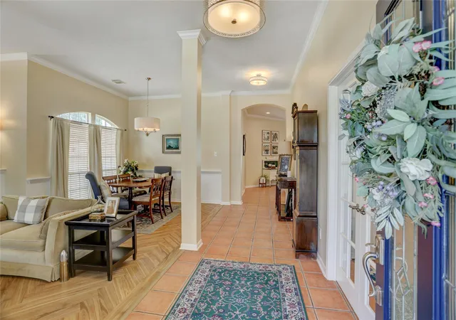 Photo 3 of Sale Pending at 9407 Oratorio Ct, Houston, TX 77040 | MLS# 59070413 | Listing updated on 2026-09-14
