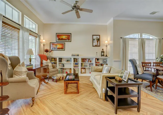 Photo 4 of Sale Pending at 9407 Oratorio Ct, Houston, TX 77040 | MLS# 59070413 | Listing updated on 2026-09-14