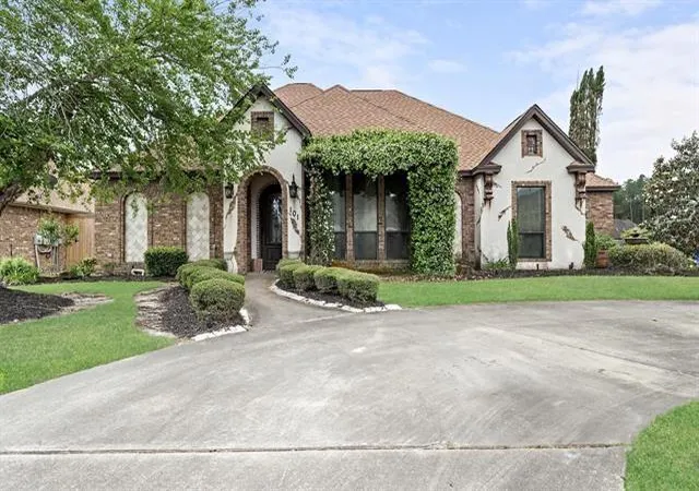 Photo 1 of Single family home for sale at 101 Sir Cameron, Lumberton, TX 77657 | MLS# 10379249 | Listing updated on 2026-10-06