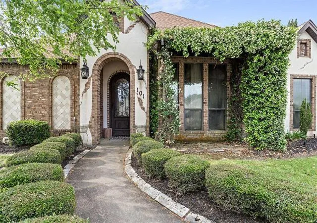 Photo 3 of Single family home for sale at 101 Sir Cameron, Lumberton, TX 77657 | MLS# 10379249 | Listing updated on 2026-10-06