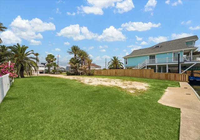 Photo 3 of Land for sale at 16507 Jamaica Cvs Rd, Galveston, TX 77554 | MLS# 36782356 | Listing updated on 2026-09-02