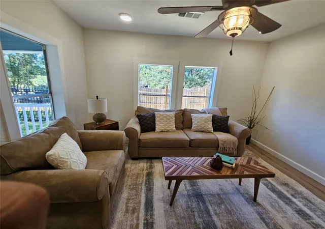 4th image of 3126 Ohio St, Baytown, TX 77520 | MLS# 44949172