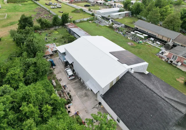 Photo 3 of Single family home for sale at 3243 Essie Rd, Houston, TX 77086 | MLS# 18326421 | Listing updated on 2026-05-21