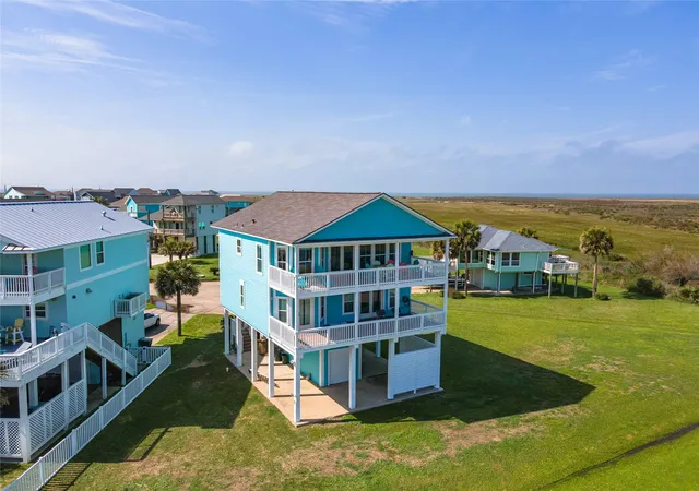 3rd image of 25001 Monterey Ct, Galveston, TX 77554 | MLS# 43563200