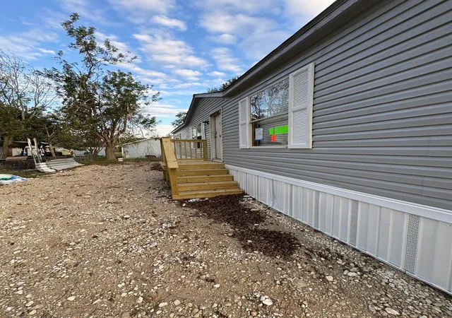 1st image of 1610 Texas St, Alvin, TX 77511 | MLS# 33801487