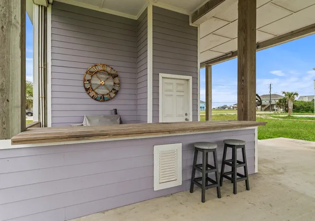 Photo 2 of Single family home for sale at 18607 Warrior Rd, Galveston, TX 77554 | MLS# 59581656 | Listing updated on 2026-09-14