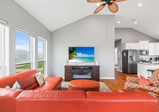 Photo 4 of Single family home for sale at 18607 Warrior Rd, Galveston, TX 77554 | MLS# 59581656 | Listing updated on 2026-09-14
