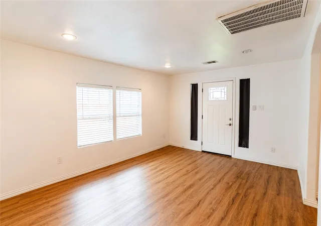 Photo 3 of Single family home for sale at 119 S Carroll St, La Porte, TX 77571 | MLS# 39728566 | Listing updated on 2026-08-05