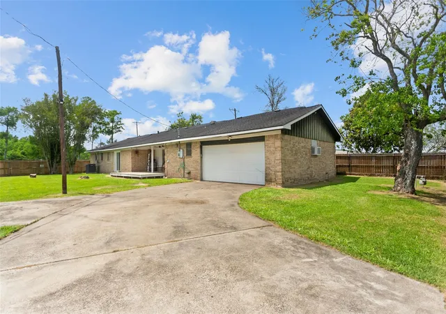 30th image of 5001 Texas Ave, La Marque, TX 77568 | MLS# 32030231