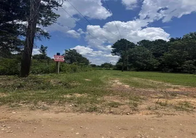Homes for sale in Warren, TX | 426 County Road 1420, Warren, TX 77664 | MLS# 33865622