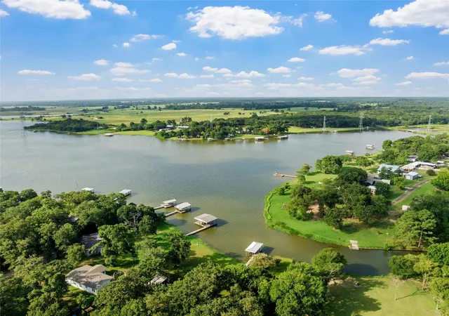 Photo 3 of Sale Pending at 310 Lcr 752a, Groesbeck, TX 76642 | MLS# 97107531 | Listing updated on 2026-10-05