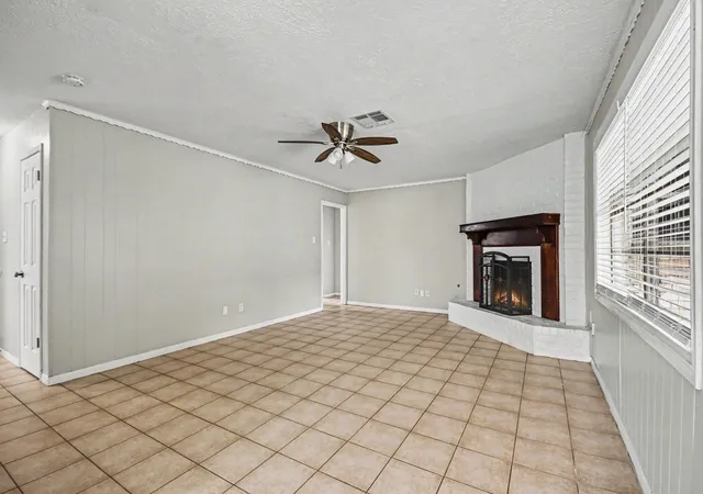 Photo 4 of Single family home for sale at 4306 Oneida St, Pasadena, TX 77504 | MLS# 20868305 | Listing updated on 2026-09-10