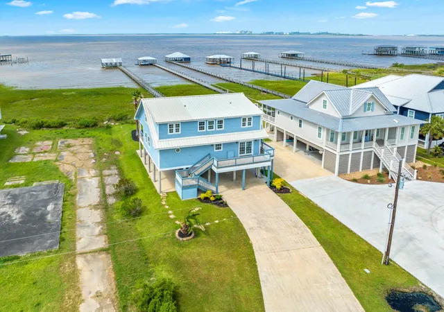 Photo 2 of Single family home for sale at 3785 Lake Breeze Rd, Lake Charles, LA 70605 | MLS# 25547201 | Listing updated on 2026-03-25