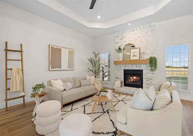 Photo 4 of Single family home for sale at 116 Oak Plz Dr, Georgetown, TX 78628 | MLS# 31649308 | Listing updated on 2026-08-30
