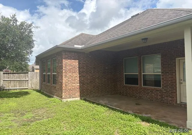24th image of 3422 Bay Dr, Rosharon, TX 77583 | MLS# 71039870