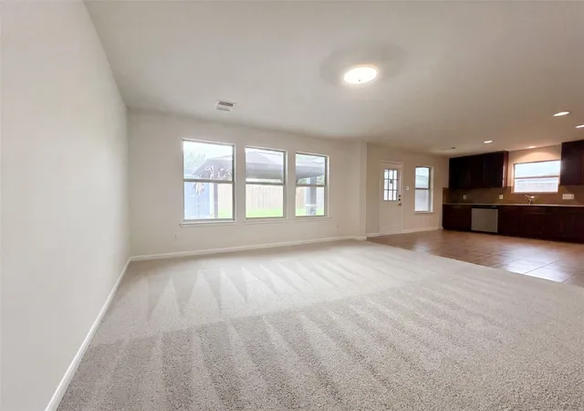 Photo 3 of Sale Pending at 2646 Skyview Tr Ct, Houston, TX 77047 | MLS# 23283455 | Listing updated on 2026-09-16