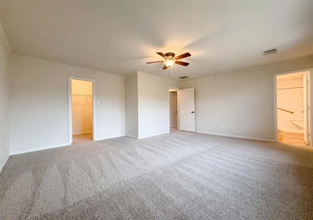 Photo 3 of Sale Pending at 2646 Skyview Tr Ct, Houston, TX 77047 | MLS# 23283455 | Listing updated on 2026-09-16