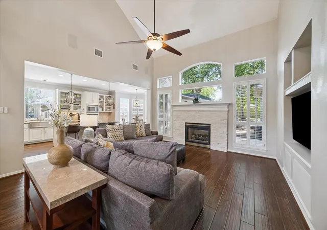 Homes for sale in Kingwood, TX | 2803 Maple Bend Dr, Kingwood, TX 77345 | MLS# 85170024