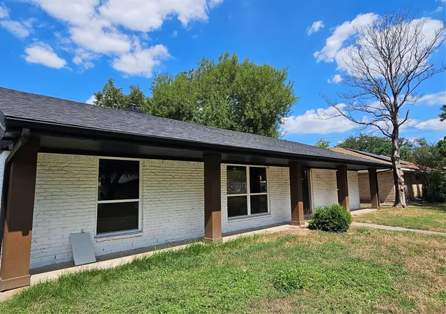 4th image of 5706 Rutherglenn Dr, Houston, TX 77096 | MLS# 26556827