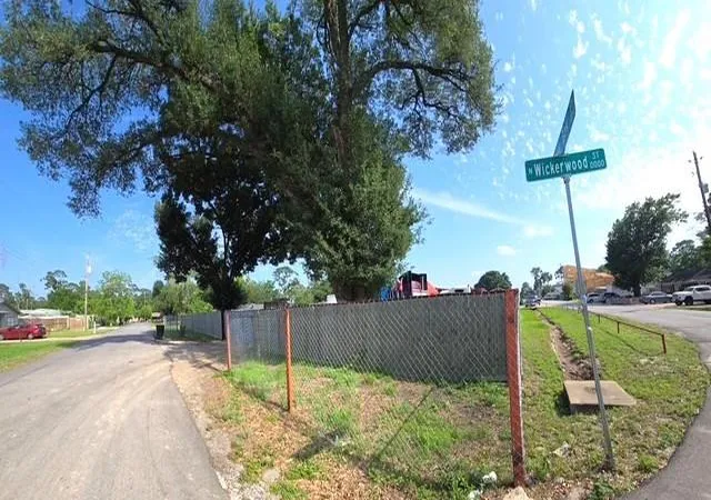4th image of 43 N Wickerwood St, Houston, TX 77080 | MLS# 33882508