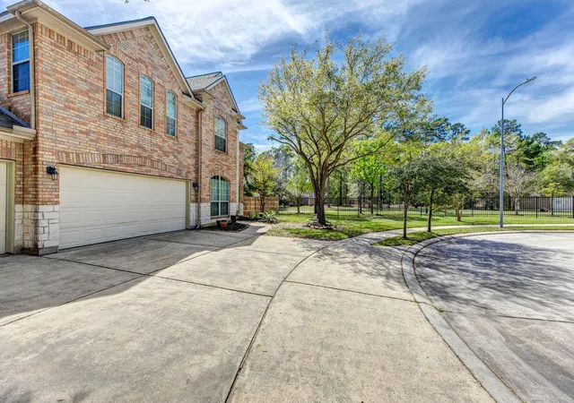 4th image of 3002 Vincent Crossing Dr, Spring, TX 77386 | MLS# 12541984