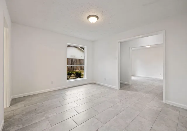 4th image of 9423 Kristin Dr, Houston, TX 77031 | MLS# 2548582