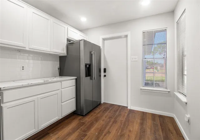 Photo 4 of Sale Pending at 8451 S Meadow Bird Cir, Missouri City, TX 77489 | MLS# 84568113 | Listing updated on 2026-09-01